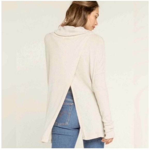 NWT Free People Juicy Long Sleeve Top Cowl Neck Thermal Stone Cold Beige - Picture 3 of 7